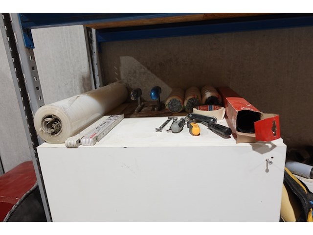 3x metalen rek + inhoud - afbeelding 22 van  22