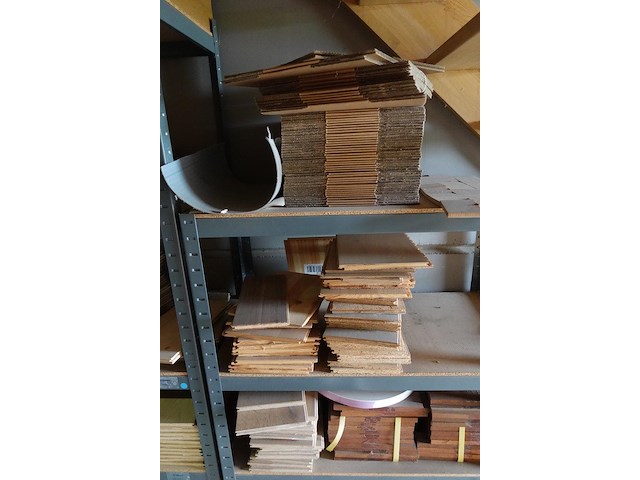 3x metalen rek + staaltjes parket - afbeelding 2 van  10