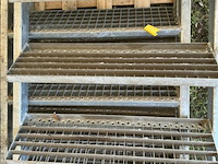 3x metalen rooster trap - afbeelding 3 van  5