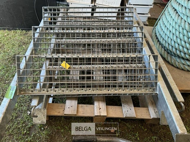 3x metalen rooster trap - afbeelding 5 van  5