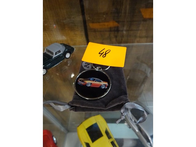 3x miniatuur auto + sleutelhanger - afbeelding 3 van  3