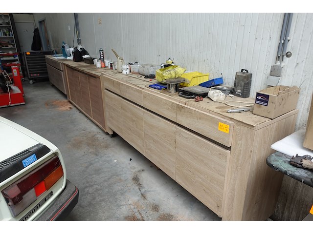 3x mobiele kast met inhoud - afbeelding 1 van  13