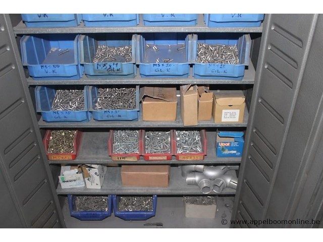 3x opbergkast met diverse elektrische componenten en bevestigingsmaterialen, diverse elektrische componenten (o.a. automaten, relais, contactoren) en bevestigingsmaterialen (o.a. schroeven, bouten, moeren), werking niet gekend - afbeelding 8 van  9