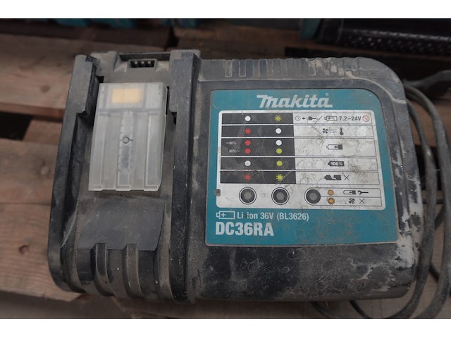 3x oplader makita - afbeelding 2 van  3