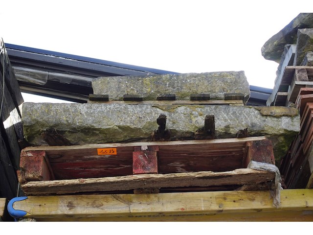 3x oude steen - afbeelding 1 van  2