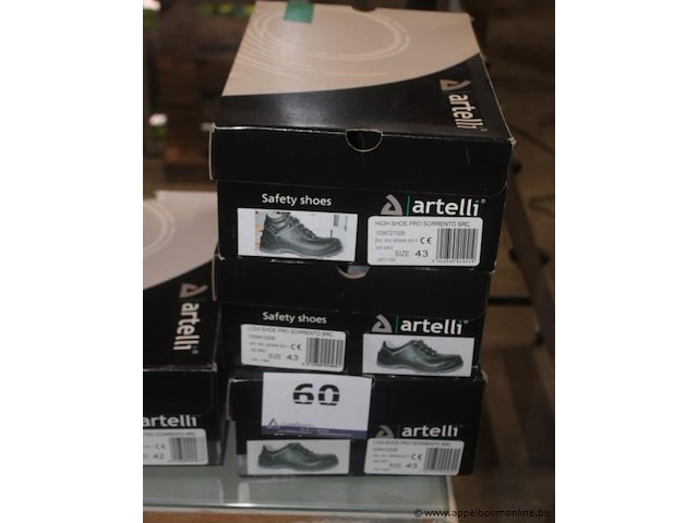 3x paar veiligheidsschoenen, artelli, high shoe pro sorrento src en low shoe pro sorrento src, maat 43, gebruikt - afbeelding 1 van  4