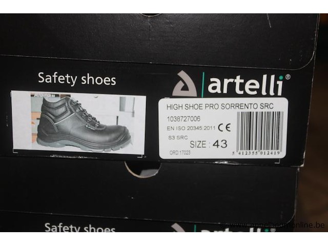 3x paar veiligheidsschoenen, artelli, high shoe pro sorrento src en low shoe pro sorrento src, maat 43, gebruikt - afbeelding 2 van  4