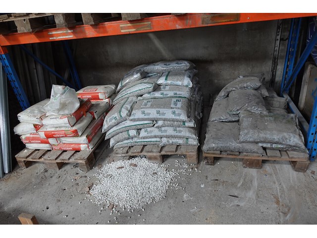 3x pallet bouwmaterialen - afbeelding 1 van  7