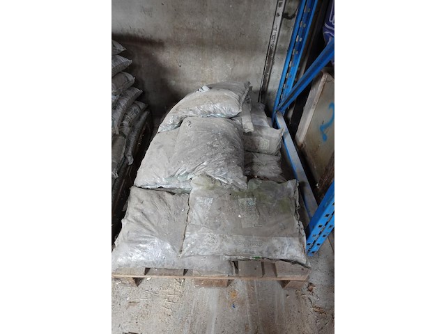 3x pallet bouwmaterialen - afbeelding 4 van  7