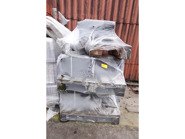 3x pallet dakpannen creaton - afbeelding 1 van  3