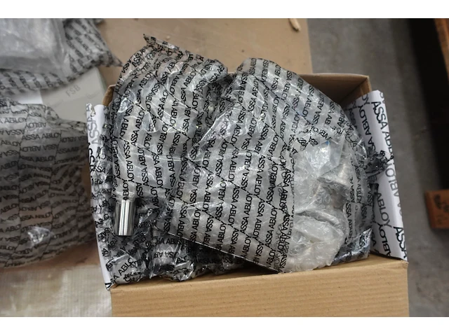 3x pallet deurbeslag - afbeelding 17 van  31