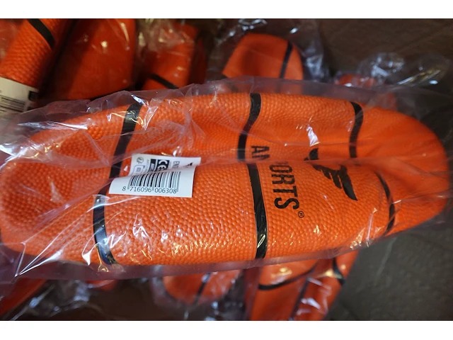 3x pallet diverse ballen - afbeelding 15 van  16