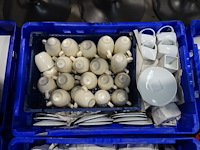 3x pallet diverse borden + tassen - afbeelding 2 van  17