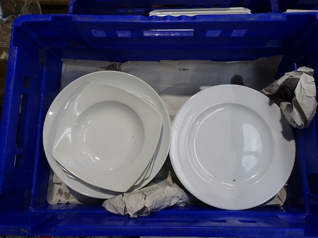 3x pallet diverse borden + tassen - afbeelding 5 van  17