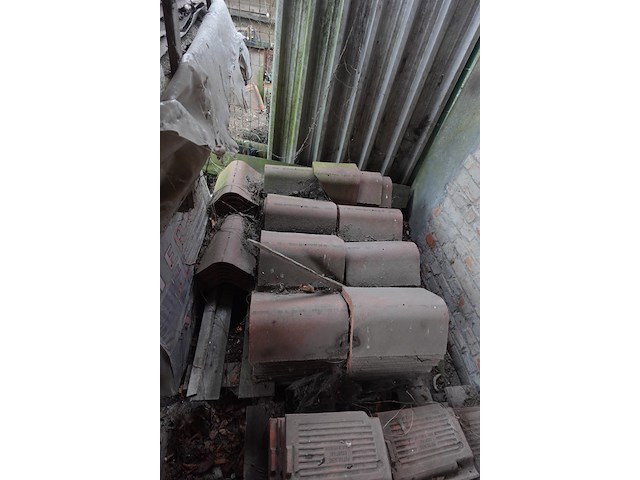 3x pallet diverse dakpannen - afbeelding 3 van  3