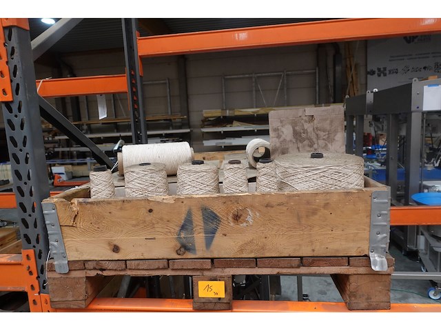 3x pallet diverse garen - afbeelding 2 van  13