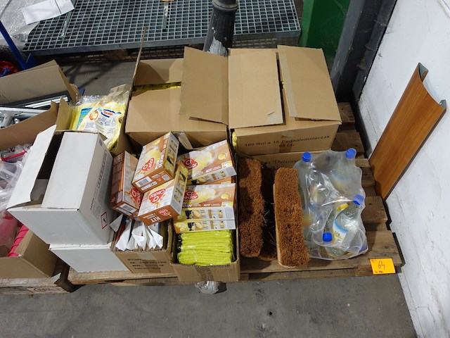 3x pallet diverse kuisgerief - afbeelding 1 van  15