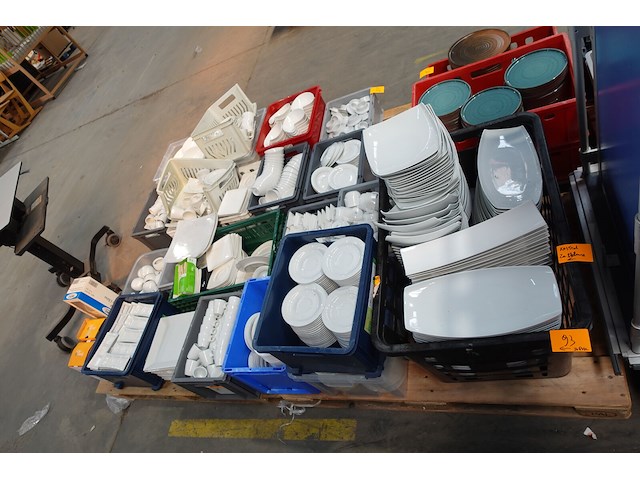 3x pallet diversen - afbeelding 1 van  16