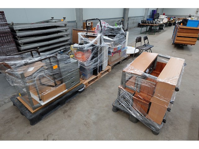 3x pallet diversen - afbeelding 1 van  12