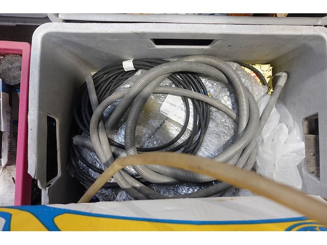 3x pallet diversen - afbeelding 22 van  29