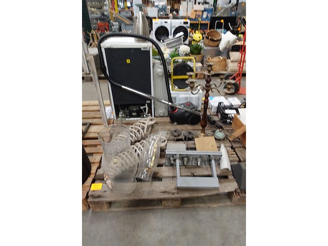 3x pallet diversen - afbeelding 1 van  12