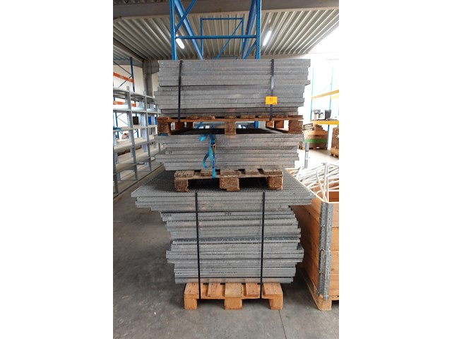 3x pallet galva vloerroosters - afbeelding 1 van  4