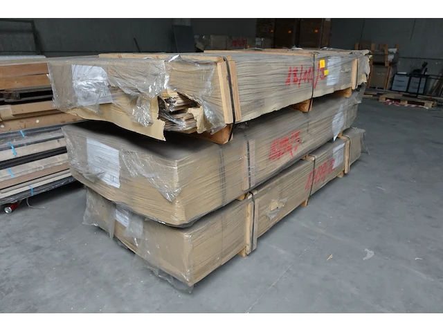 3x pallet houten deurlijsten - afbeelding 5 van  5