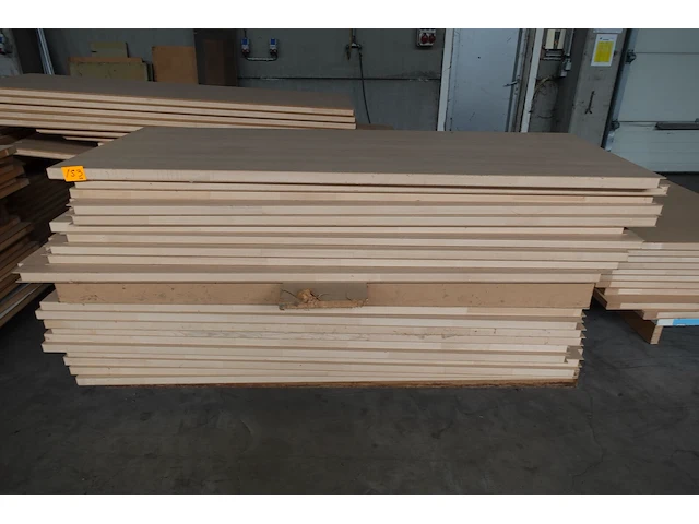 3x pallet onafgewerkte binnendeuren - afbeelding 1 van  4