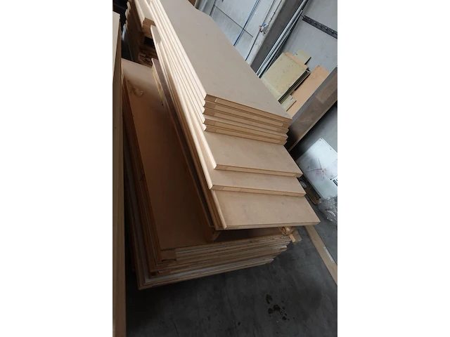 3x pallet onafgewerkte binnendeuren - afbeelding 4 van  4