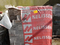 3x pallet stenen nelissen - afbeelding 1 van  3
