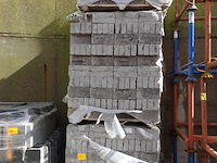 3x pallet stenen vandersanden - afbeelding 1 van  4