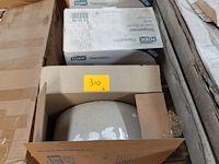 3x papier despenser - afbeelding 1 van  4