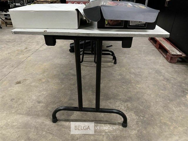 3x plooibare tafels - afbeelding 3 van  4