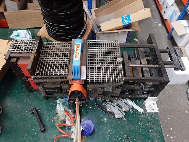 3x ponsmachine tekna - afbeelding 6 van  11