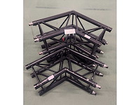 3x protruss s31 corner 120° sq30 black - afbeelding 1 van  1
