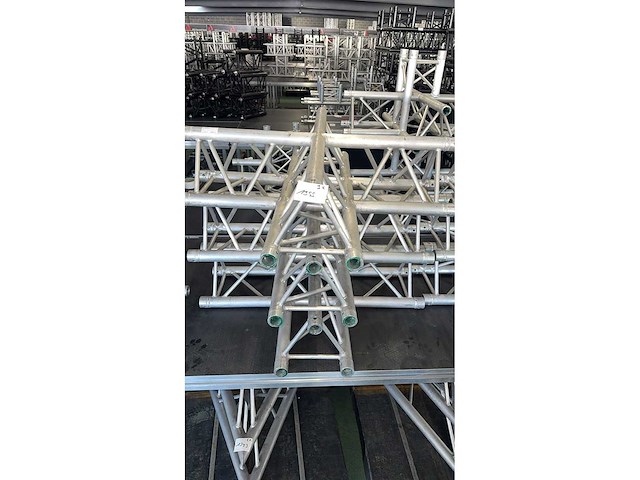 3x protruss t31 cross, long 1,00 x 1,00 m - afbeelding 2 van  2
