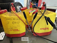 3x rugsproeiers - afbeelding 1 van  4