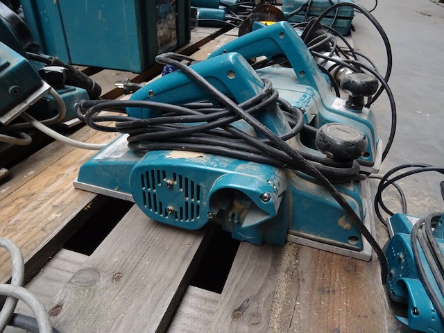 3x schaafmachine makita - afbeelding 3 van  4