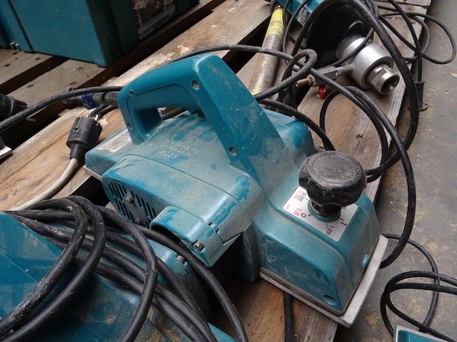 3x schaafmachine makita - afbeelding 4 van  4