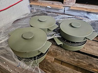 3x serax - surface - kookpot gietijzer camo green 23cm - afbeelding 1 van  4