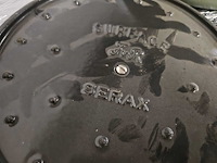3x serax - surface - kookpot gietijzer camo green 23cm - afbeelding 4 van  4