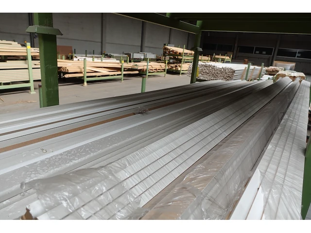 3x stapelbare metalen houder + inhoud - afbeelding 4 van  5