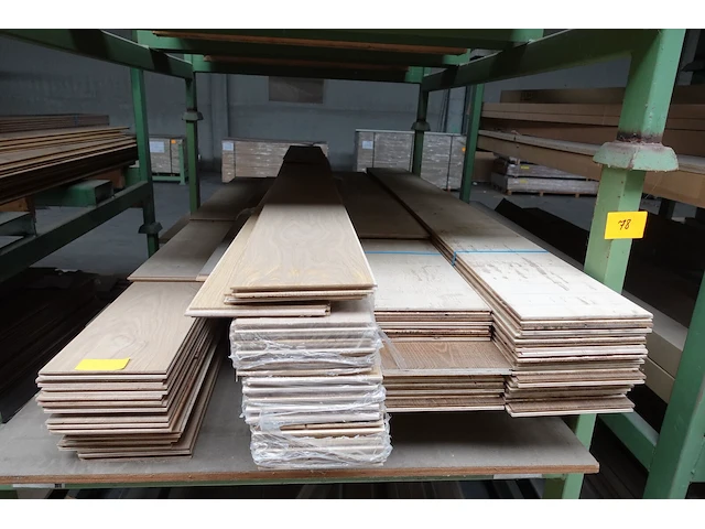 3x stapelbare metalen houder + inhoud - afbeelding 3 van  5