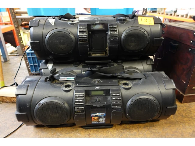 3x stereo jvc - afbeelding 1 van  4