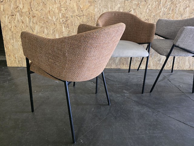 3x stoel divers in terracotta en beige stof - afbeelding 5 van  6
