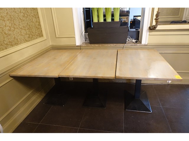 3x tafel hutten - afbeelding 1 van  4