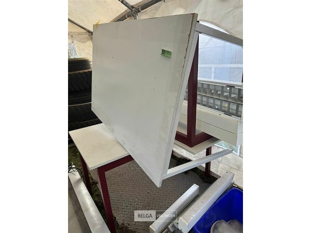 3x tafels + armaturen - afbeelding 1 van  3