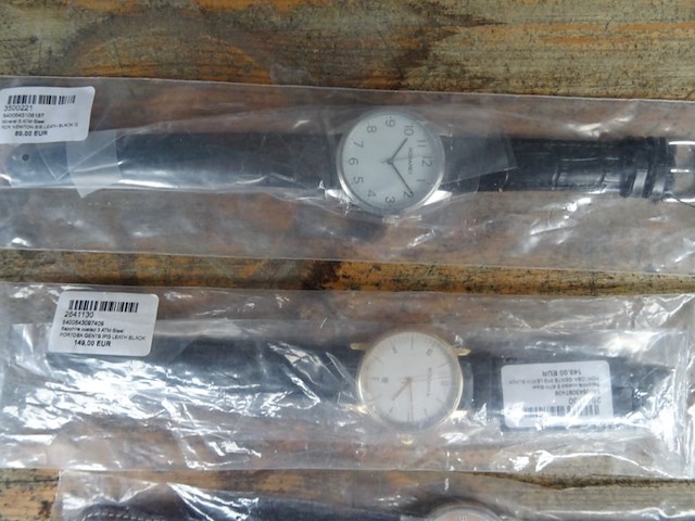 3x uurwerk+ beeldje - afbeelding 2 van  5