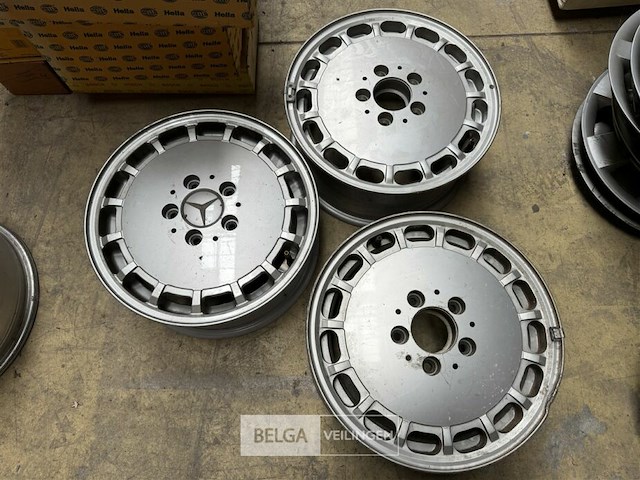 3x velg mercedes div soorten - afbeelding 1 van  2