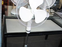 3x ventilator, proline en bestron breeze, staande ventilator en tafelventilatoren, werking niet gekend - afbeelding 3 van  3
